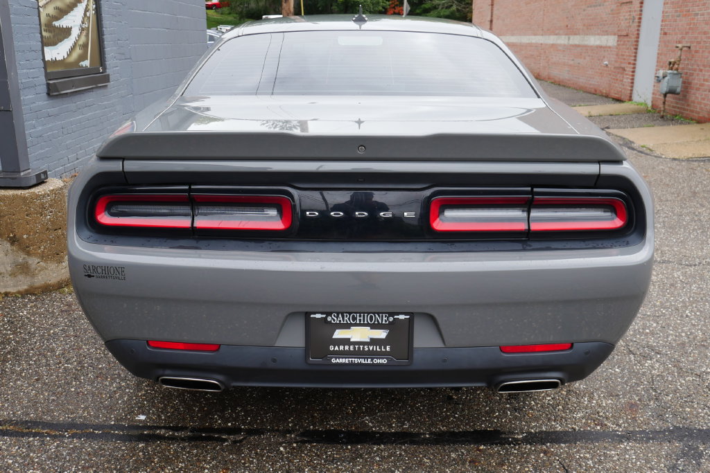 Used 2019 Dodge Challenger SXT w/ Plus Package RWD image 15