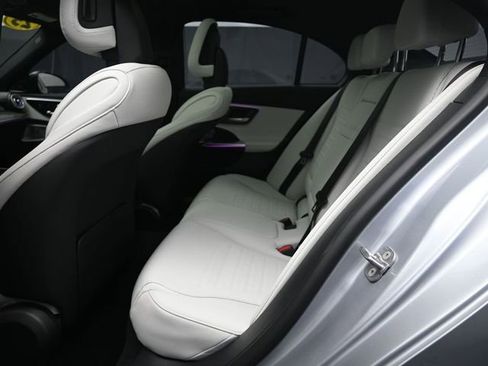 Used 2025 Mercedes-Benz C 300 Sedan image 21