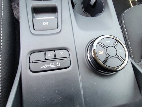 New 2025 Ford Ranger XLT w/ Equipment Group 301A High image 12