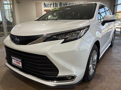 Used 2023 Toyota Sienna XLE