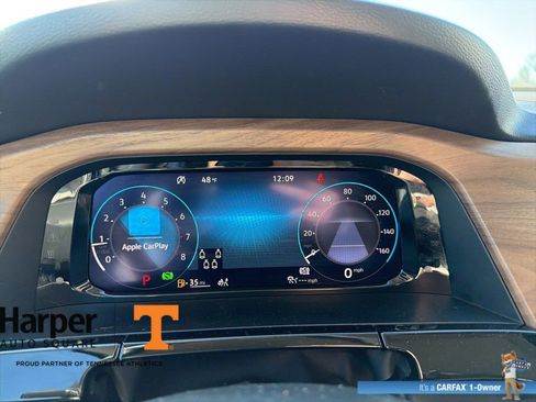 Used 2025 Volkswagen Atlas SE w/ Panoramic Sunroof Package image 15