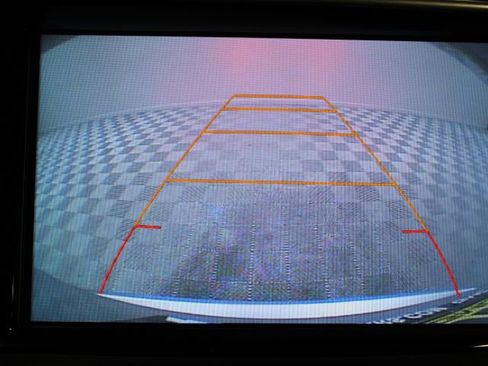 Used 2018 Buick Envision Essence image 4