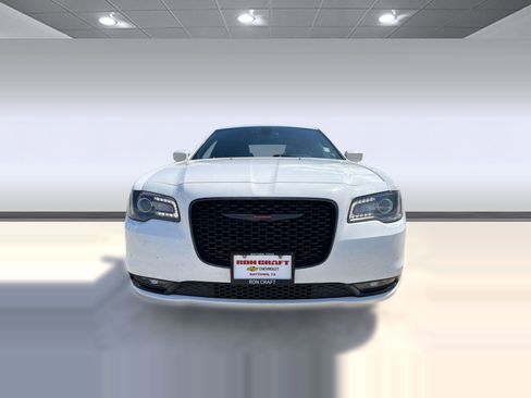 Used 2021 Chrysler 300 S RWD image 5