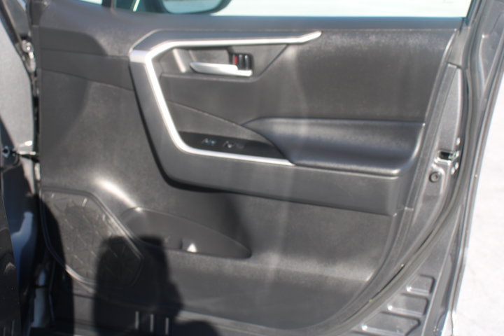 Certified 2023 Toyota RAV4 XLE w/ Convenience Package AWD/4WD image 21
