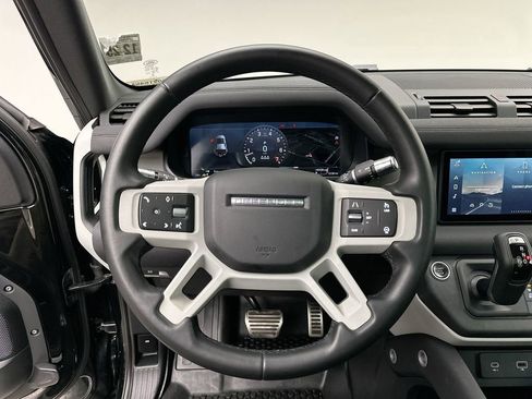 Used 2020 Land Rover Defender 110 S AWD/4WD image 30