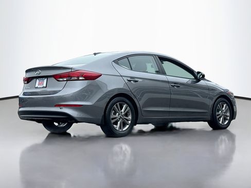 Used 2018 Hyundai Elantra Value Edition image 2
