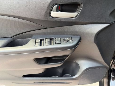 Used 2016 Honda CR-V SE image 17