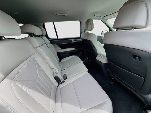 Certified 2025 Hyundai Santa Fe SEL FWD image 26