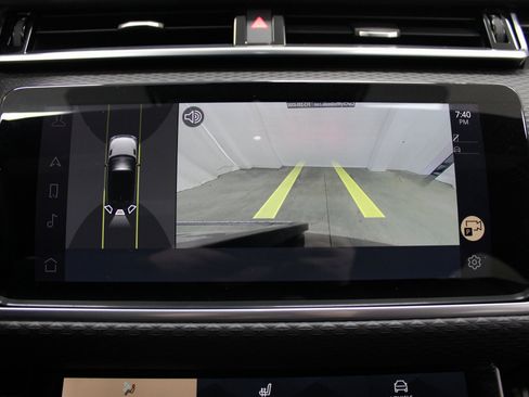 Used 2022 Land Rover Range Rover Velar S image 46