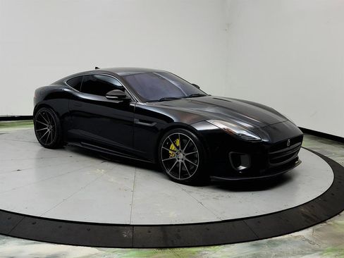 Used 2018 Jaguar F-TYPE 400 Sport RWD image 3