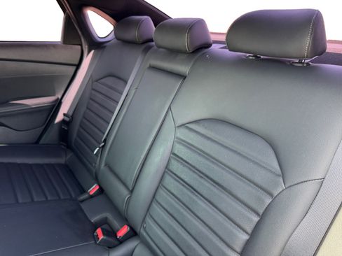 Used 2022 Kia Forte GT-Line w/ GT-Line Premium Package FWD image 16