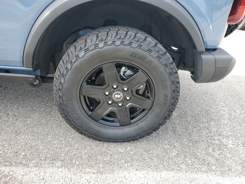 Used 2024 Ford Bronco Black Diamond image 5