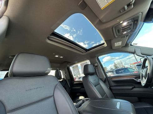 Used 2024 GMC Sierra 3500 Denali w/ Denali Reserve Package image 27