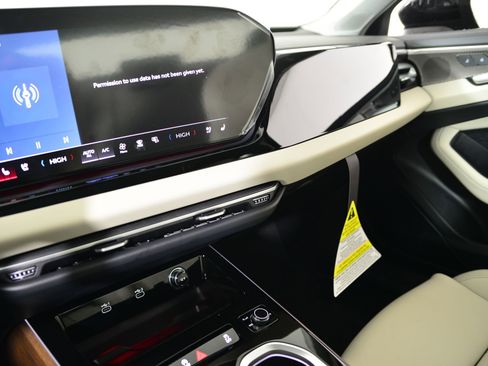 New 2026 Audi A6 Premium Plus AWD/4WD image 25