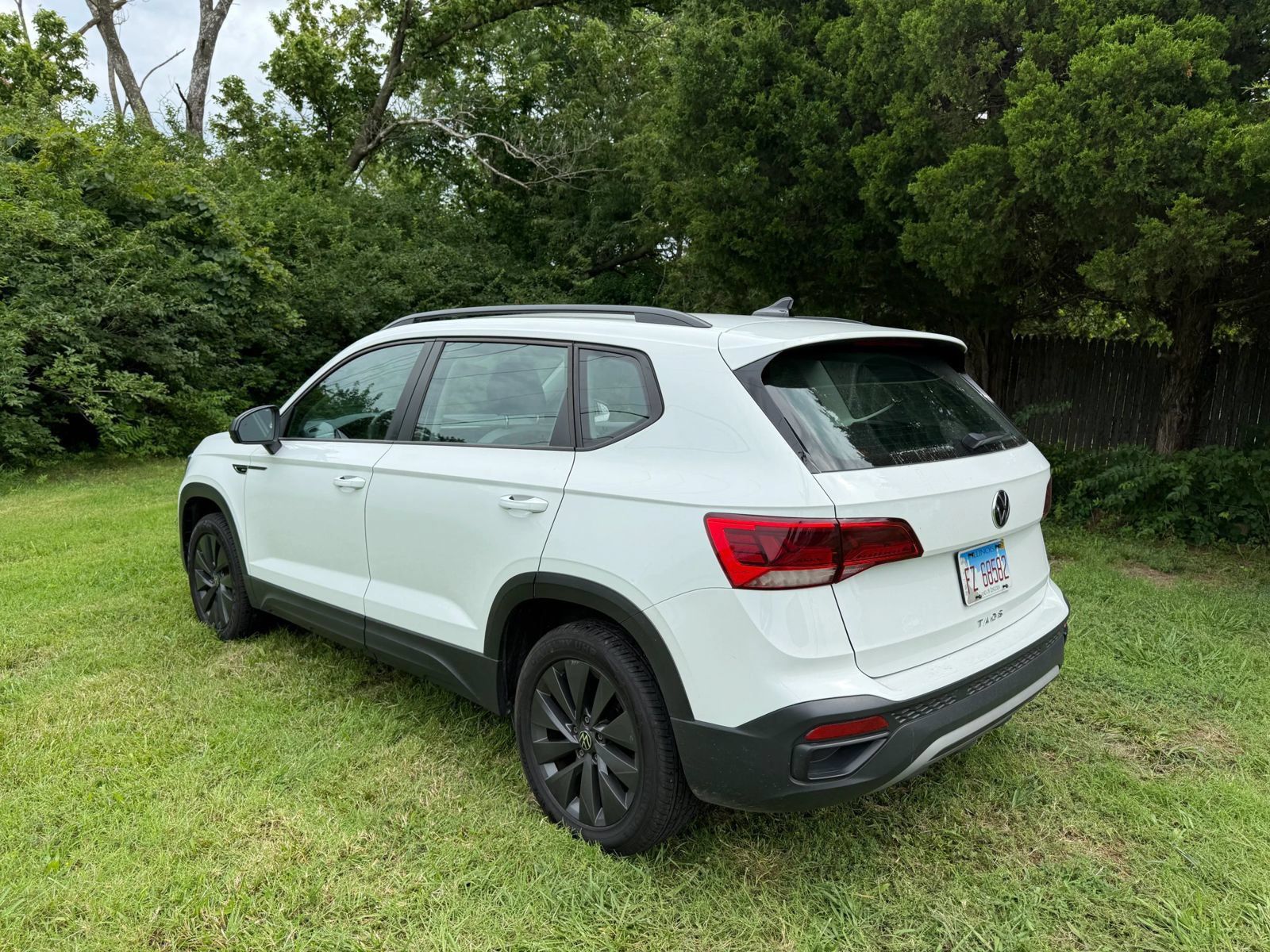 Used 2023 Volkswagen Taos S FWD image 3