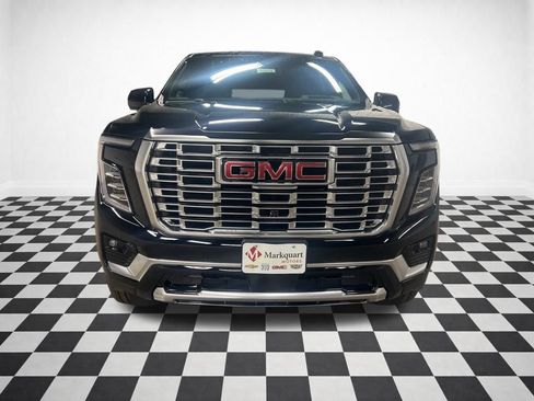 New 2026 GMC Yukon XL Denali w/ LPO, Floor Liner Package image 3