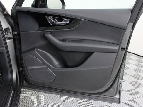 Used 2017 Audi Q7 3.0T Premium Plus image 24