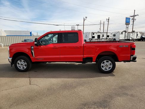New 2026 Ford F250 XLT w/ XLT Premium Package AWD/4WD image 2