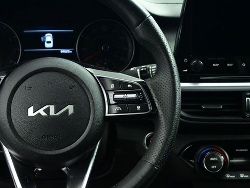 Used 2023 Kia Forte GT-Line w/ GT-Line Premium Package image 5