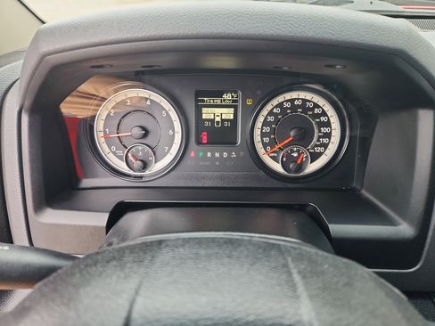 Used 2016 RAM 1500 Express image 21