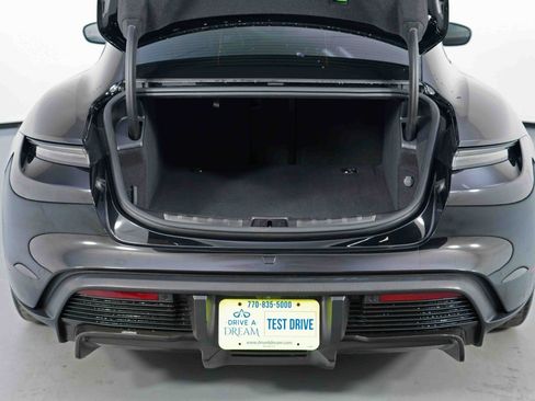 Used 2022 Porsche Taycan Turbo S image 10