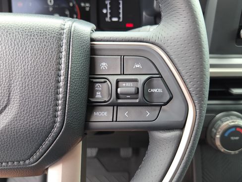 Certified 2026 Toyota 4Runner SR5 RWD image 25