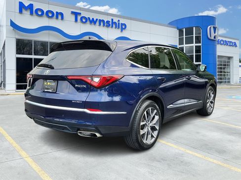 Used 2022 Acura MDX SH-AWD w/ Technology Package image 6