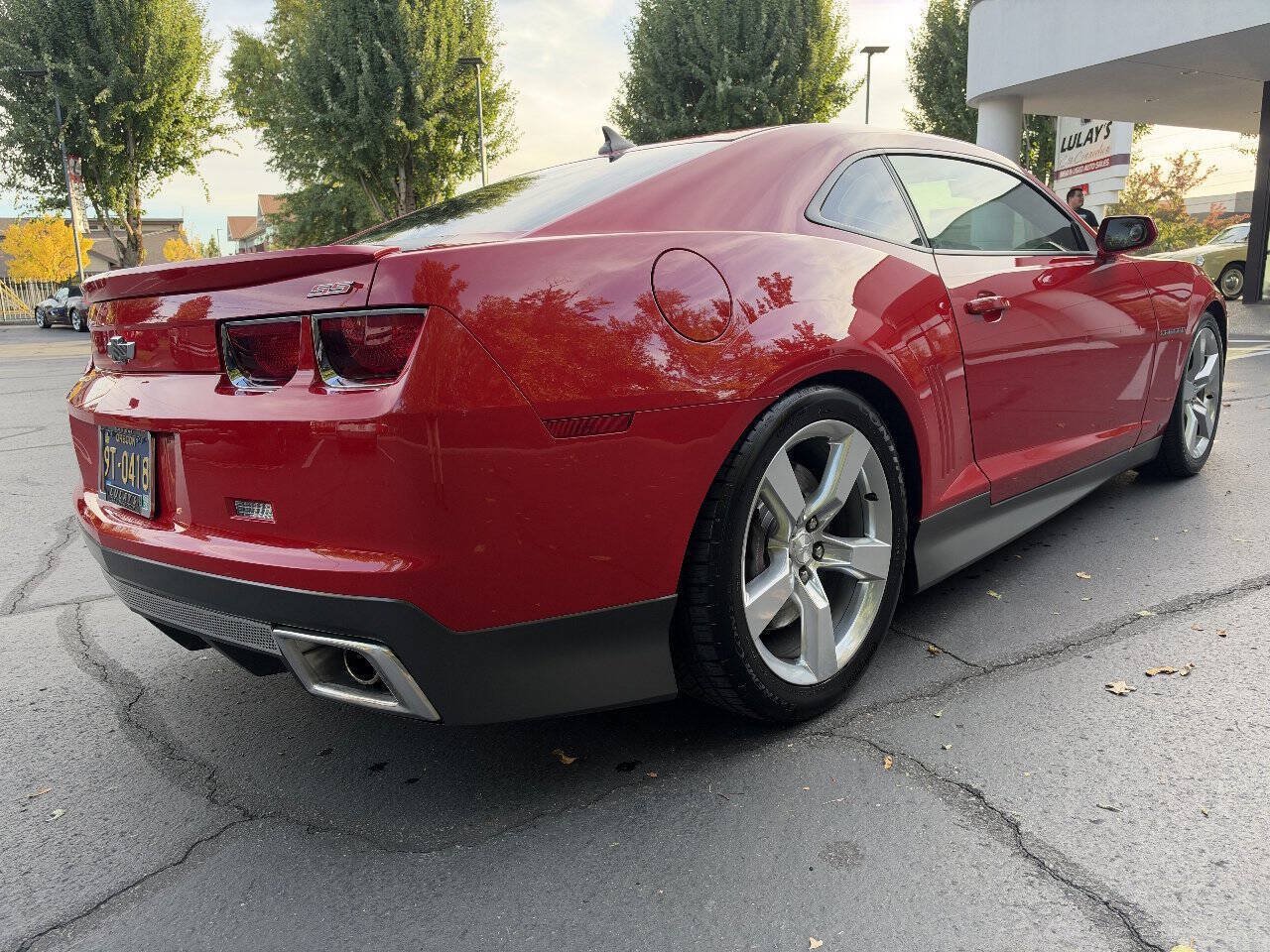 Used 2010 Chevrolet Camaro SS w/ LPO, Ground Effects Package RWD image 5