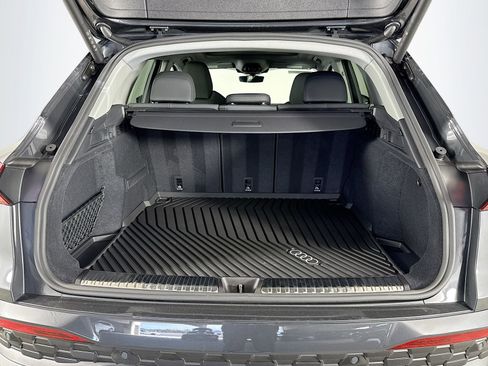 Certified 2025 Audi Q5 2.0T Premium Plus w/ Premium Plus image 27