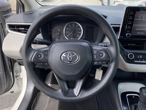 Used 2020 Toyota Corolla LE w/ Carpet Mat Package (TMS) image 11