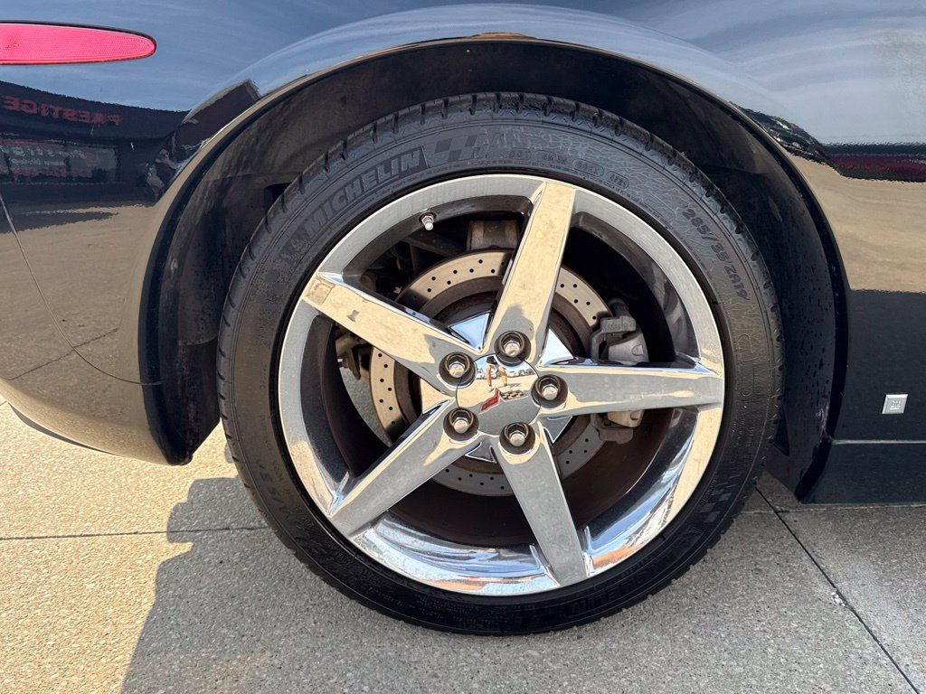 Used 2008 Chevrolet Corvette Coupe w/ Preferred Equipment Group RWD image 59