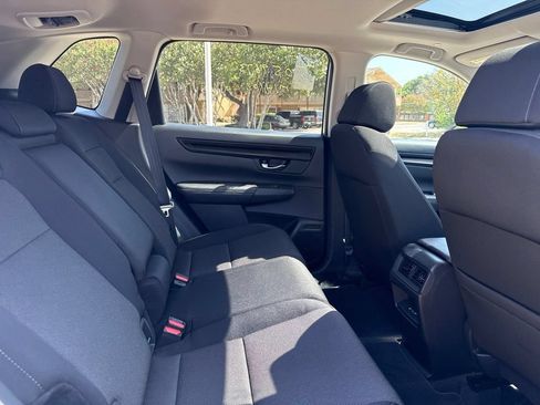 Used 2024 Honda CR-V EX image 12