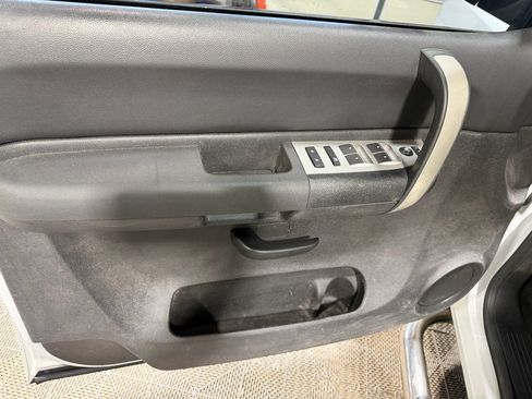 Used 2009 Chevrolet Silverado 1500 LT w/ Power Pack Plus image 26