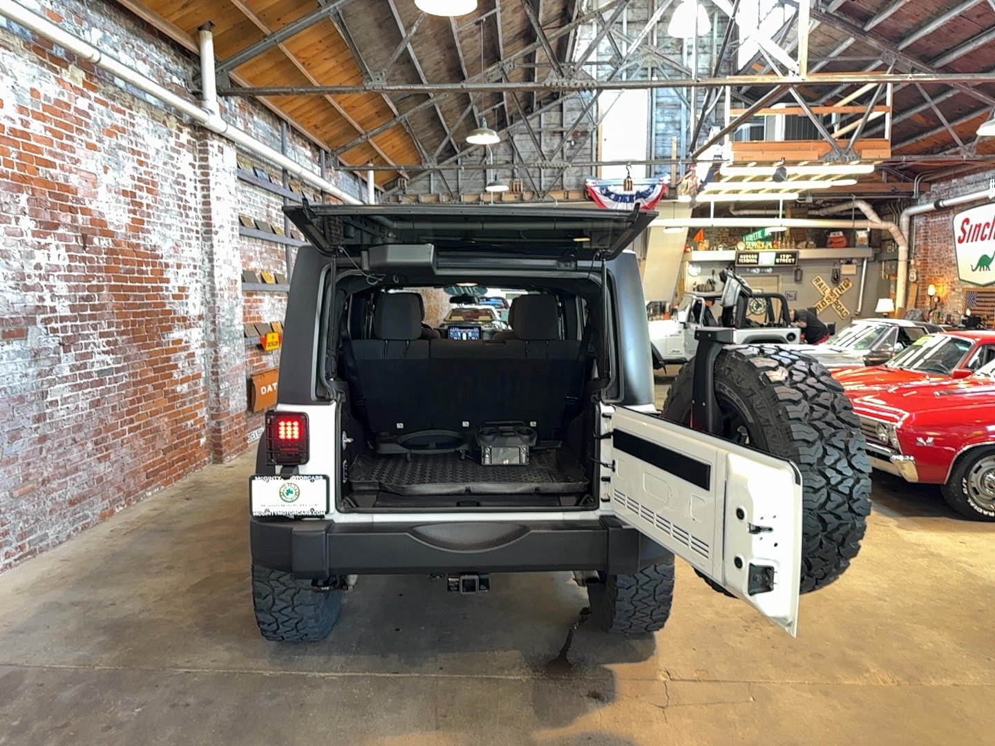 Used 2011 Jeep Wrangler Unlimited Sport AWD/4WD image 69