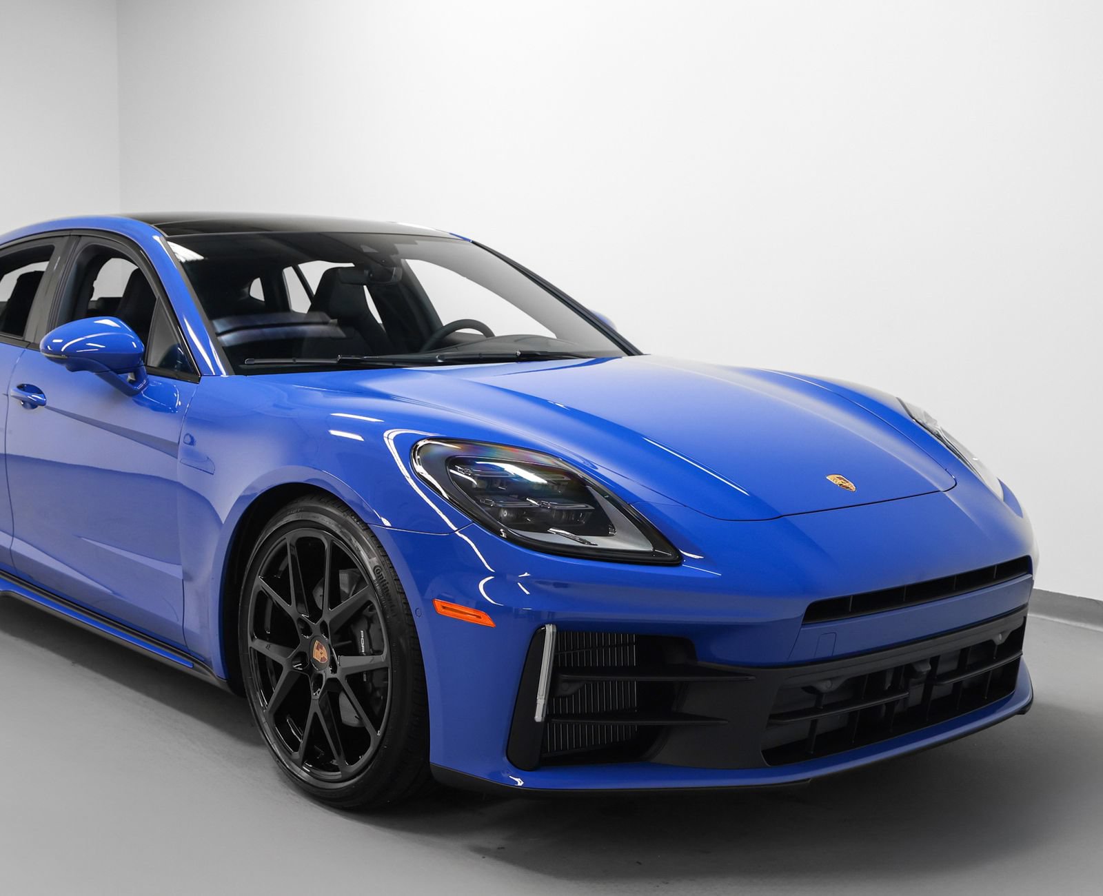 Certified 2026 Porsche Panamera 4 AWD/4WD image 9
