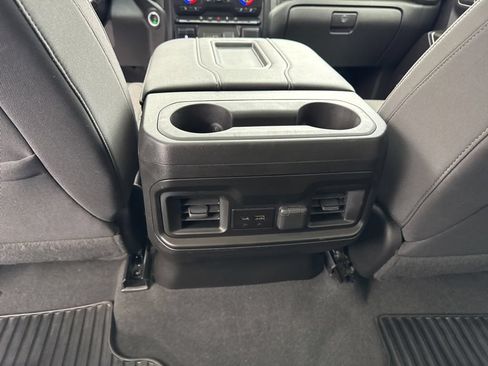 Used 2022 Chevrolet Silverado 1500 LT Trail Boss w/ Convenience Package II AWD/4WD image 32