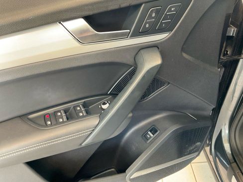 Used 2018 Audi SQ5 Prestige AWD/4WD image 18