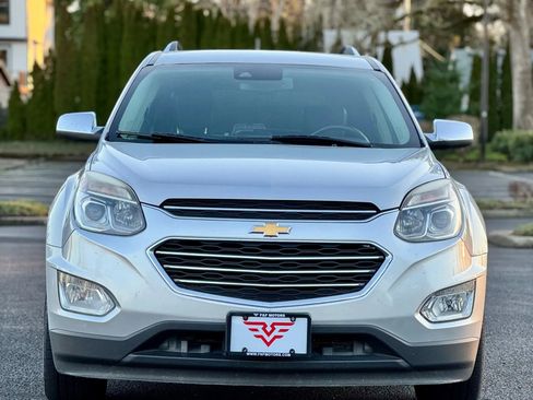 Used 2017 Chevrolet Equinox Premier w/ Enhanced Convenience Package image 4