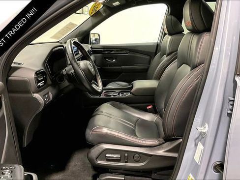Used 2023 Honda Pilot TrailSport image 26