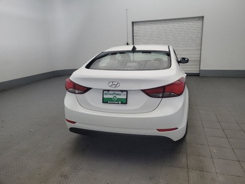 Used 2016 Hyundai Elantra SE image 7