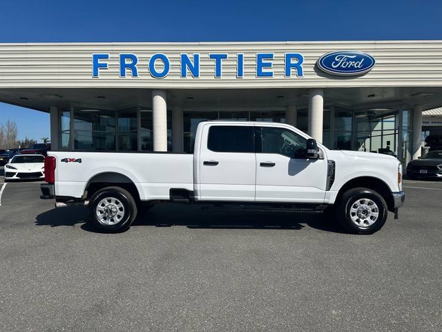 Used 2024 Ford F350 XLT AWD/4WD image 1