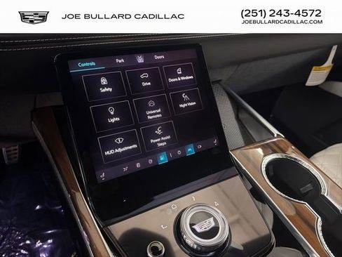 New 2026 Cadillac Escalade Platinum Sport AWD/4WD image 38