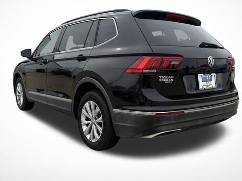 Used 2018 Volkswagen Tiguan SE FWD image 3