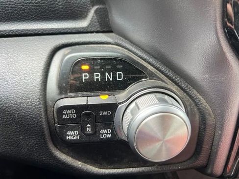 Used 2020 RAM 1500 Laramie w/ Sport Appearance Package AWD/4WD image 9
