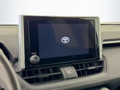 Certified 2023 Toyota RAV4 LE FWD image 16