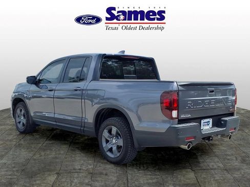 Used 2025 Honda Ridgeline TrailSport image 5