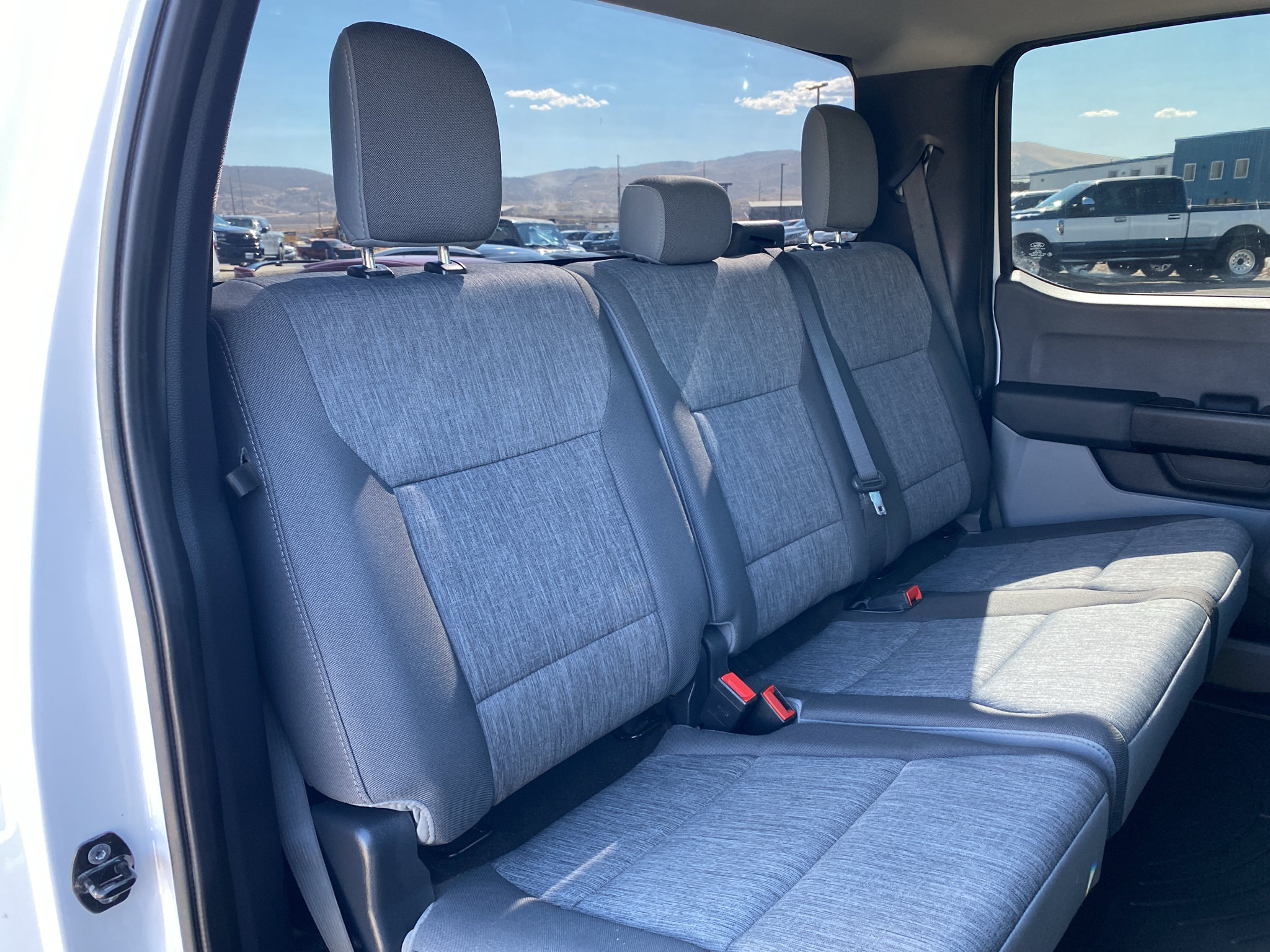 Used 2023 Ford F350 XL w/ FX4 Off-Road Package AWD/4WD image 6