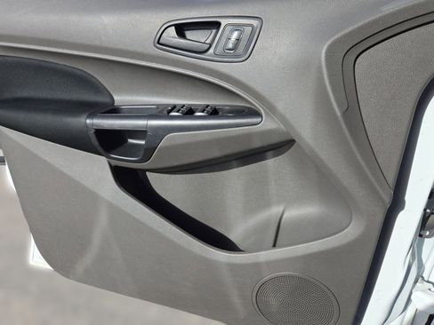 Used 2022 Ford Transit Connect XL image 22