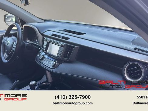 Used 2014 Toyota RAV4 Limited AWD/4WD image 21