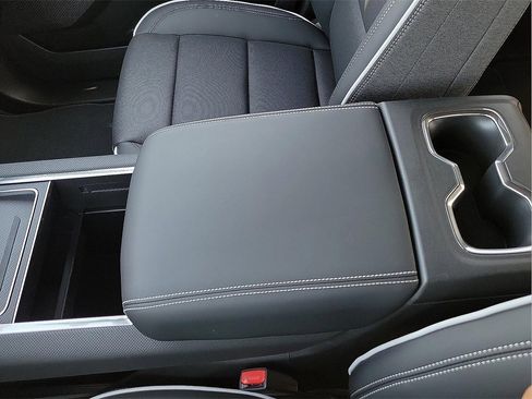 New 2026 GMC Sierra EV Elevation w/ LPO, Elevation Dark Package image 20